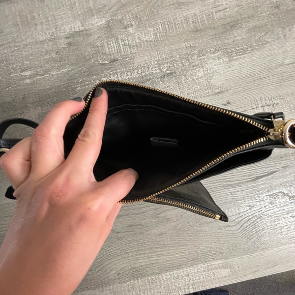 NWOT Coach 2 in 1 pouch - Picture 3 of 3